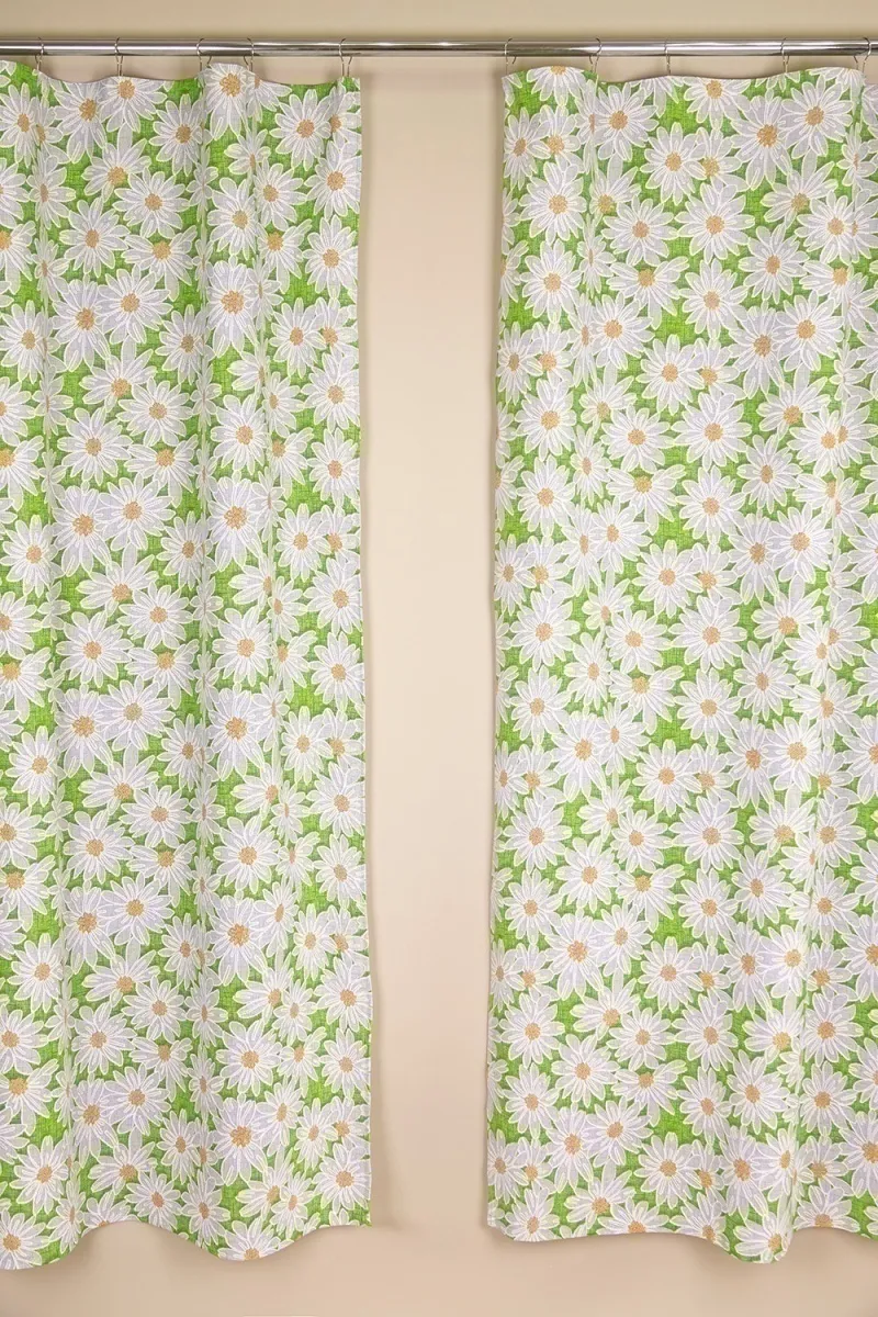 Комплект штор из рогожки "Диз" Ромашки (зеленый)