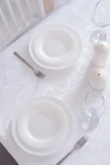 Скатерть 89101 жаккардовая (белый)